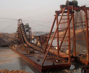 挖泥船機(jī)械